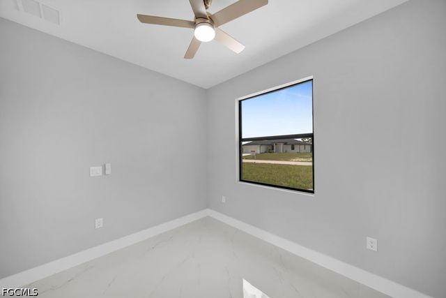 1426 NW 17th AVE, Cape Coral, FL 33993