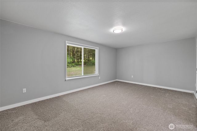 123 Lentz Rd N, Winlock, WA 98596