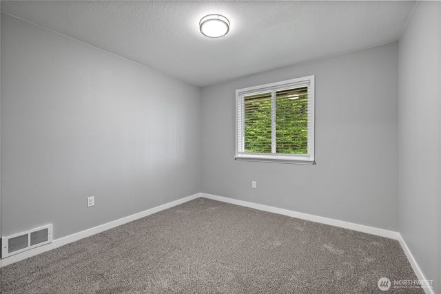 123 Lentz Rd N, Winlock, WA 98596