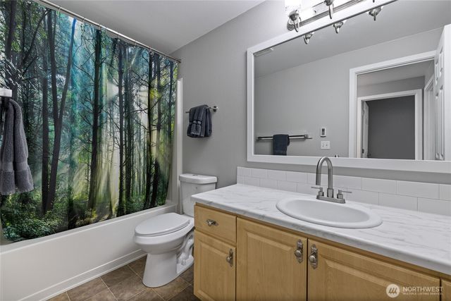 123 Lentz Rd N, Winlock, WA 98596