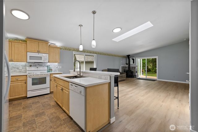 123 Lentz Rd N, Winlock, WA 98596
