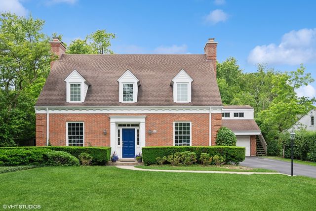 909 Locust Road, Wilmette, IL 60091