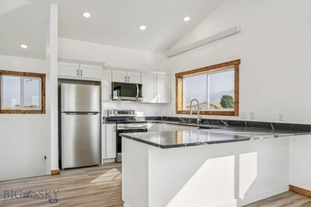 10 Honor Lane, Whitehall, MT 59759