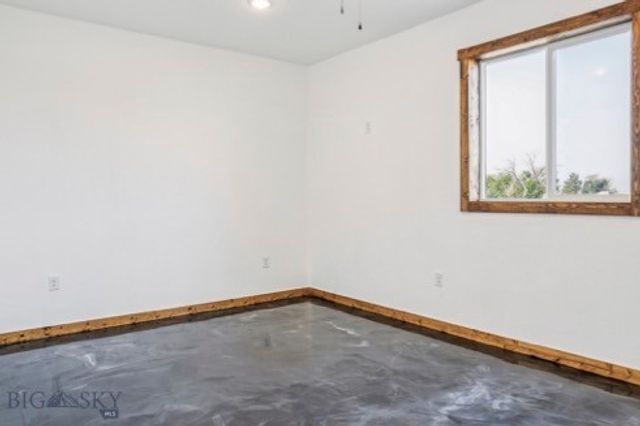 10 Honor Lane, Whitehall, MT 59759