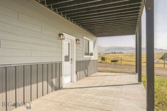 10 Honor Lane, Whitehall, MT 59759