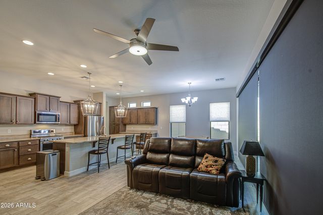 2065 N CANELO Hills, Mesa, AZ 85207