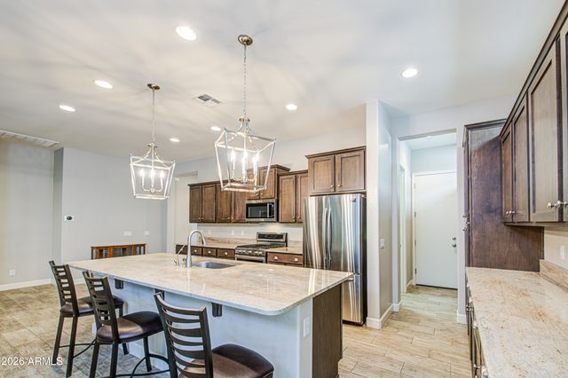 2065 N CANELO Hills, Mesa, AZ 85207