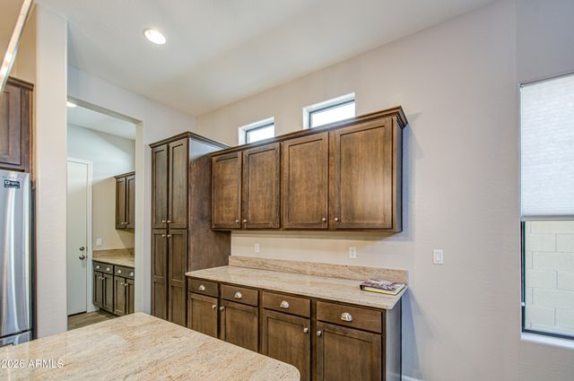 2065 N CANELO Hills, Mesa, AZ 85207