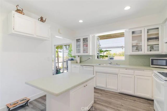 801 Stephen Road, Burbank, CA 91504