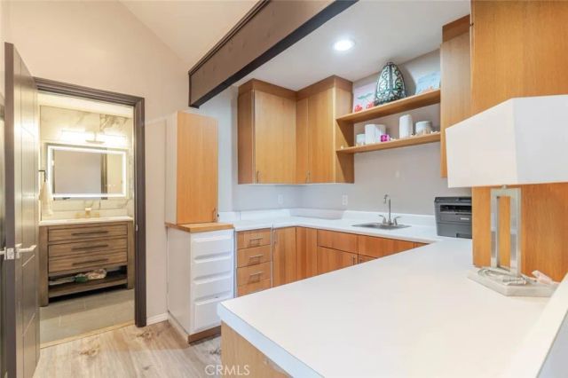 801 Stephen Road, Burbank, CA 91504