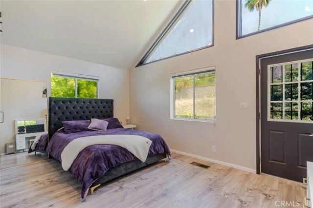 801 Stephen Road, Burbank, CA 91504