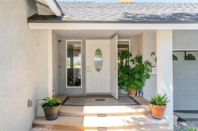 801 Stephen Road, Burbank, CA 91504