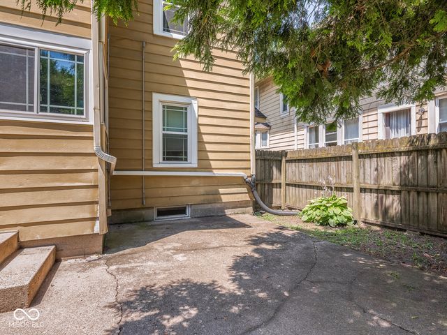 4053 Rookwood Avenue, Indianapolis, IN 46208