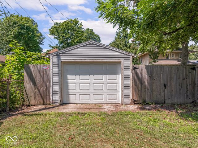4053 Rookwood Avenue, Indianapolis, IN 46208