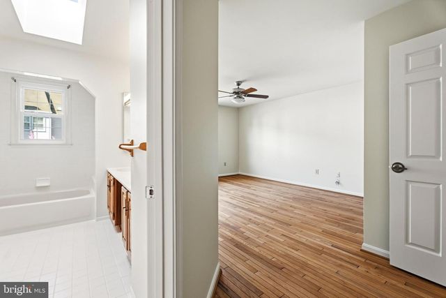 921 BOOM WAY, Annapolis, MD 21401