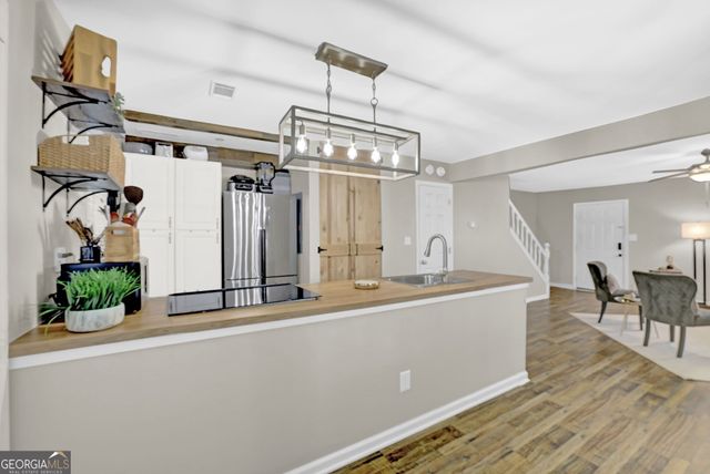 5178 Afton Way SE, Smyrna, GA 30080