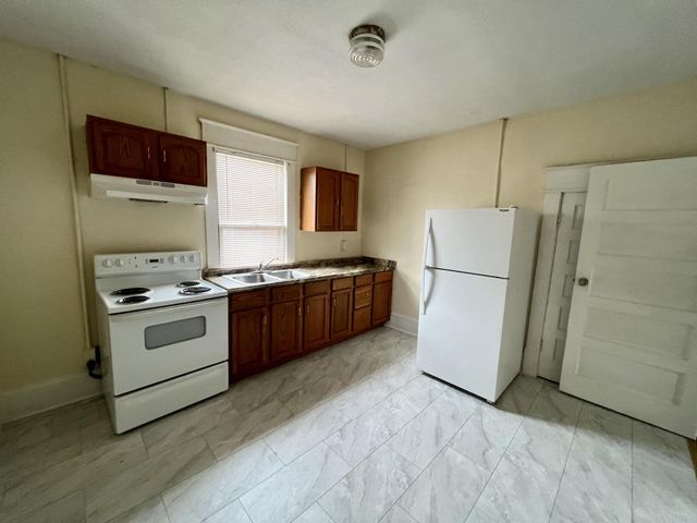 1202 Melrose AVE NW, Roanoke, VA 24017