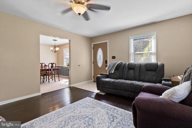 8623 PARK AVE, Bowie, MD 20720
