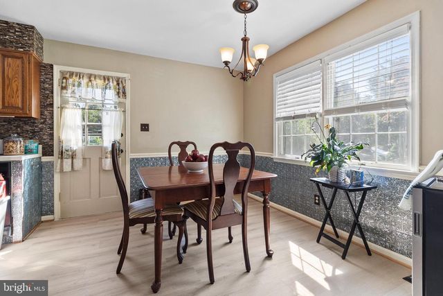 8623 PARK AVE, Bowie, MD 20720