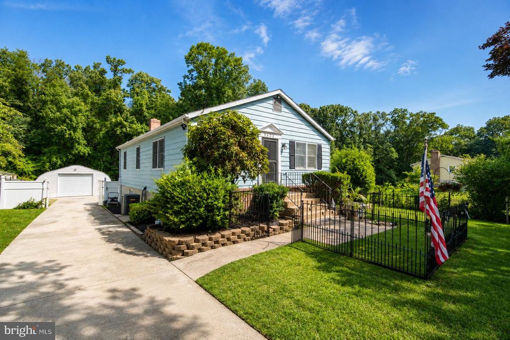 8623 PARK AVE, Bowie, MD 20720