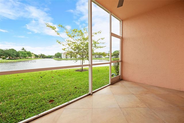 7765 Yardley Dr 115, Tamarac, FL 33321
