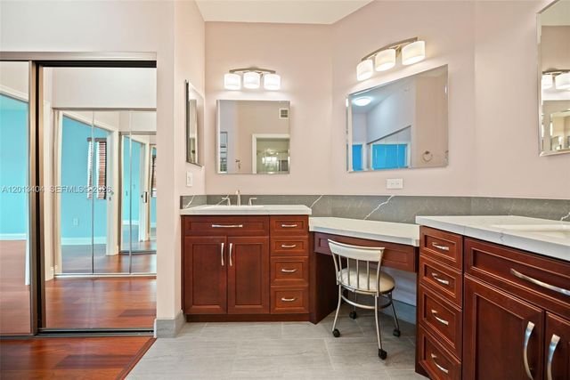 7765 Yardley Dr 115, Tamarac, FL 33321