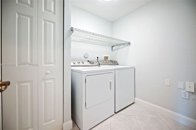 7765 Yardley Dr 115, Tamarac, FL 33321