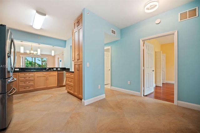 7765 Yardley Dr 115, Tamarac, FL 33321