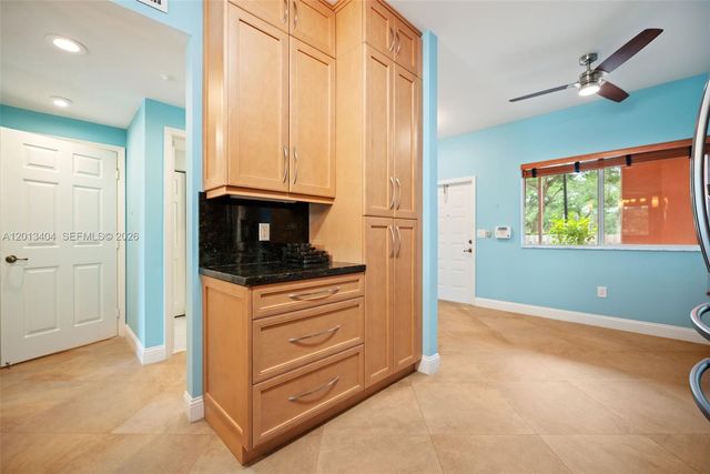 7765 Yardley Dr 115, Tamarac, FL 33321