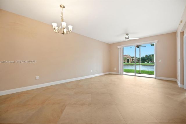 7765 Yardley Dr 115, Tamarac, FL 33321