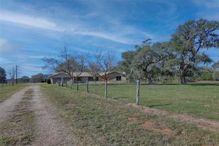 1168 County Road 450, Hallettsville, TX 77964