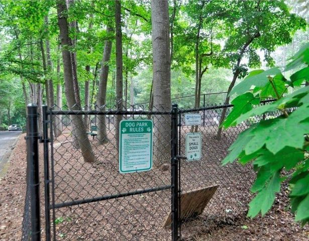 2105 Cumberland SE Court, Smyrna, GA 30080