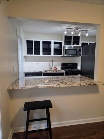 2105 Cumberland SE Court, Smyrna, GA 30080