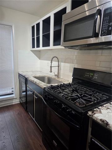 2105 Cumberland SE Court, Smyrna, GA 30080