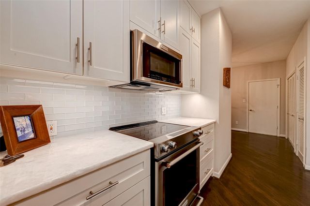 1547 Cortlandt Street, Houston, TX 77008