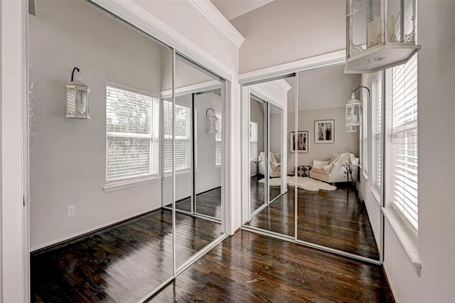 1547 Cortlandt Street, Houston, TX 77008