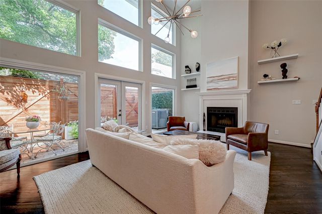 1547 Cortlandt Street, Houston, TX 77008