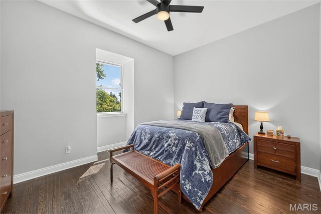 2621 Nebraska Avenue, St Louis, MO 63118