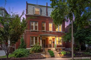 2621 Nebraska Avenue, St Louis, MO 63118