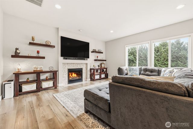 3921 S 344th Street, Auburn, WA 98001