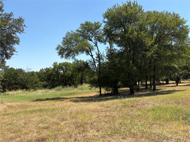 2487 Creekwood Drive, Cedar Hill, TX 75104