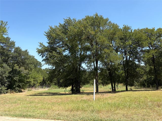 2487 Creekwood Drive, Cedar Hill, TX 75104