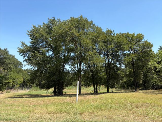 2487 Creekwood Drive, Cedar Hill, TX 75104