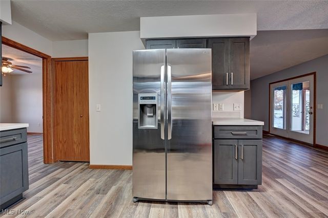 412 Taylor Drive SW, New Philadelphia, OH 44663