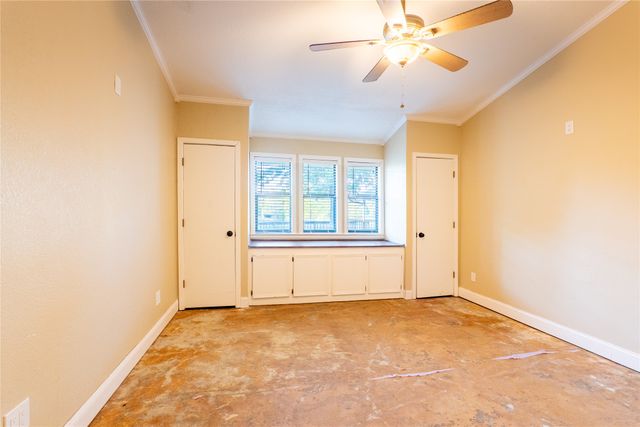 207 Southridge Road, Edgewood, TX 75117