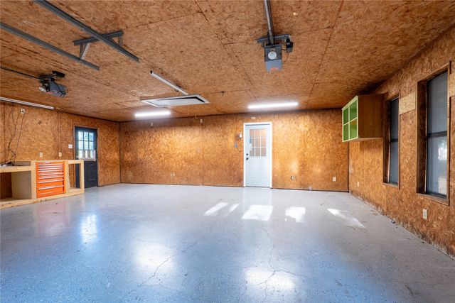 207 Southridge Road, Edgewood, TX 75117