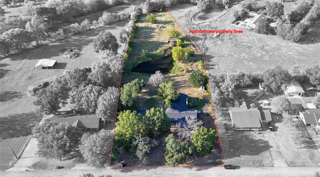 207 Southridge Road, Edgewood, TX 75117