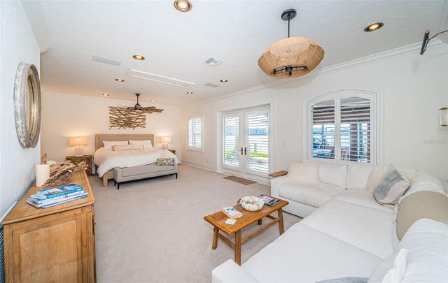 7800 9TH AVENUE S, St Petersburg, FL 33707