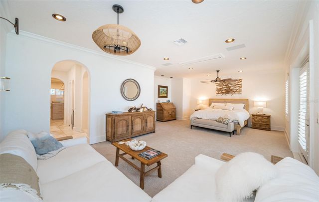 7800 9TH AVENUE S, St Petersburg, FL 33707