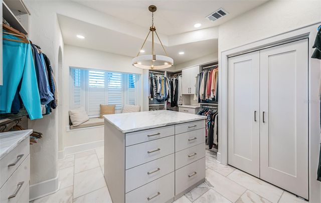 7800 9TH AVENUE S, St Petersburg, FL 33707